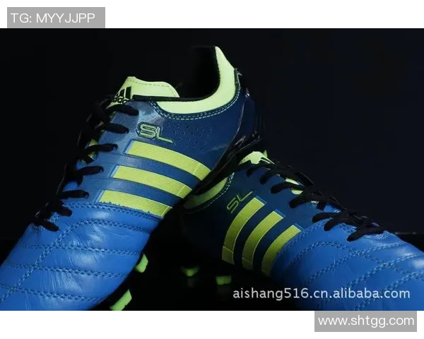 卡卡同款足球鞋价格解析及选购指南